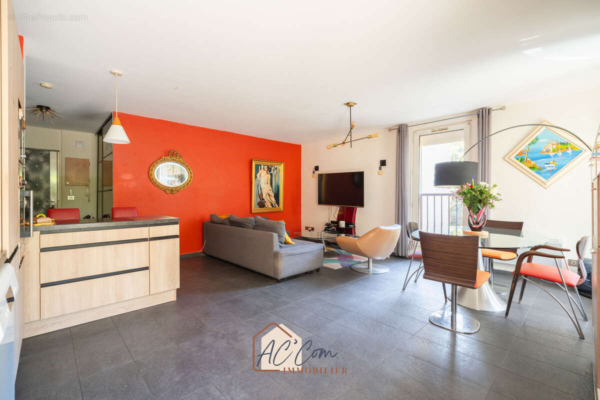 Appartement à MARSEILLE-9E