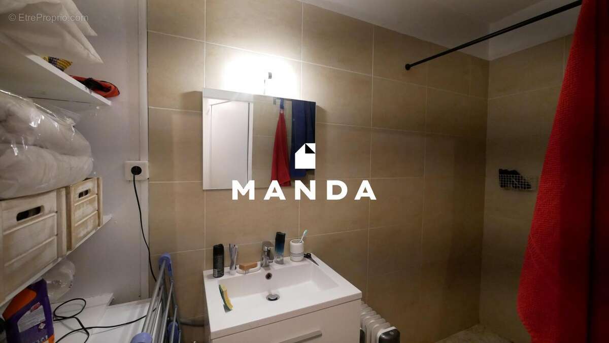 Appartement à PARIS-19E