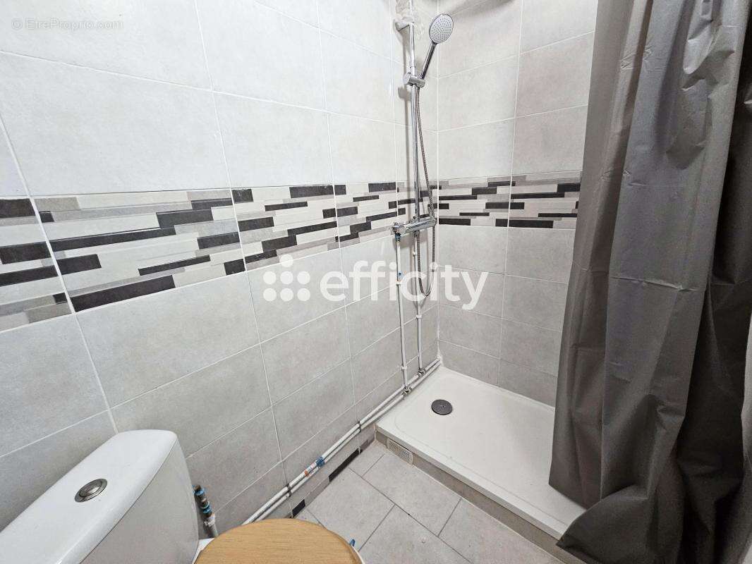 Appartement à GENNEVILLIERS