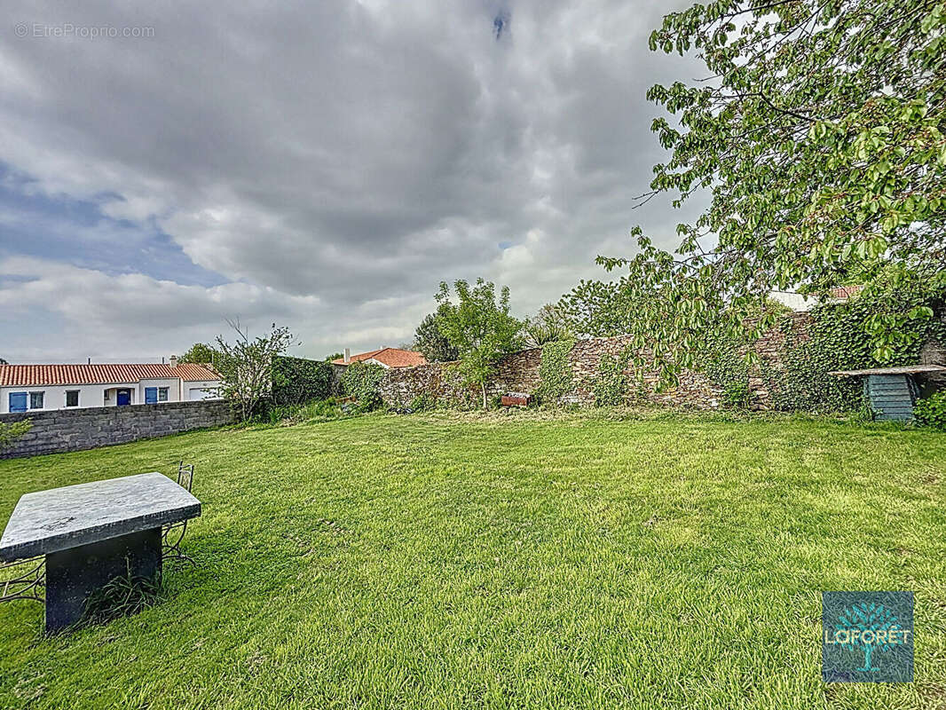 Maison à LA CHAPELLE-HERMIER