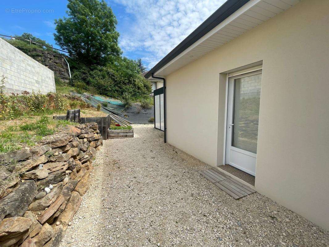 Maison à PASSINS