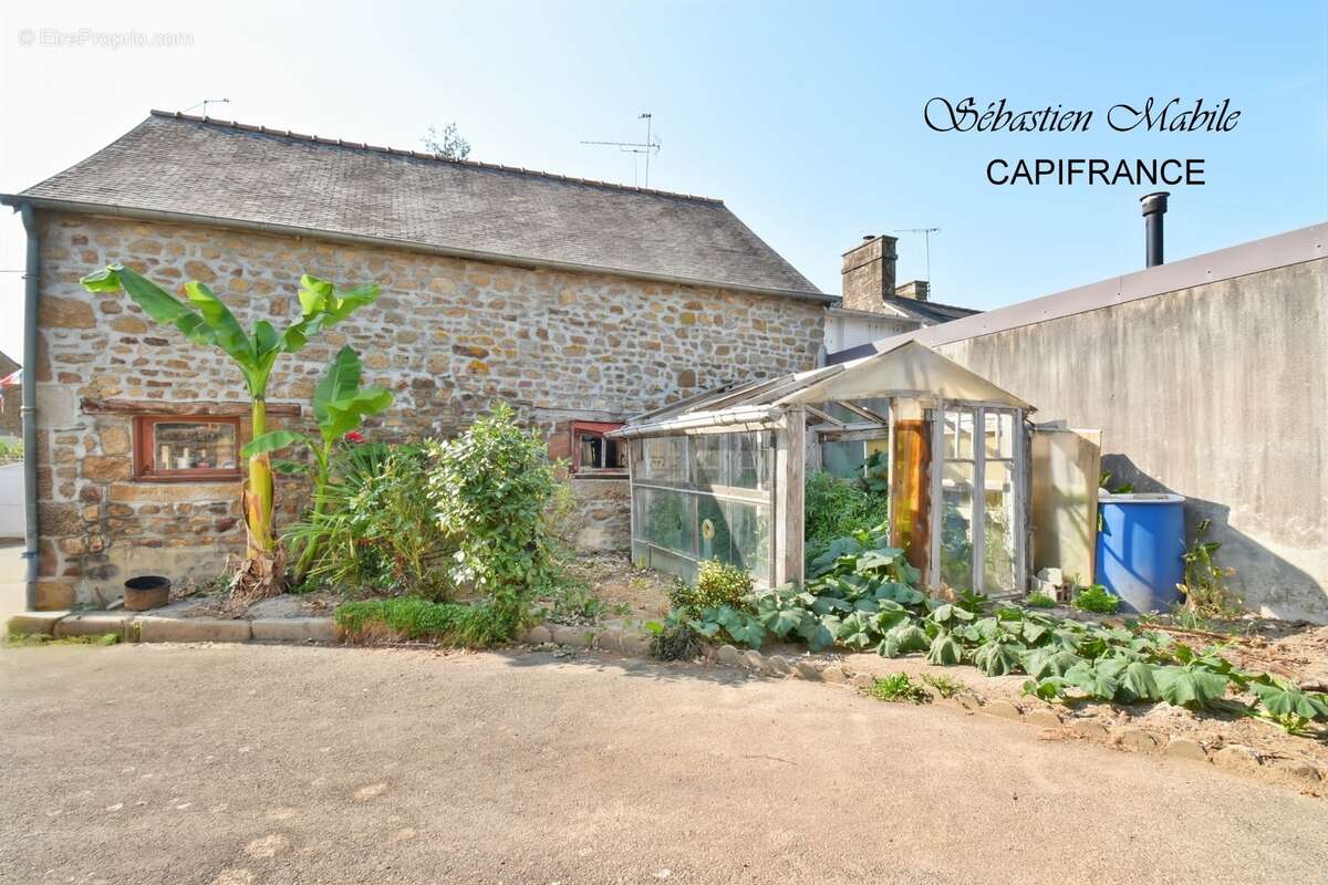 Charmante maison en pierres à vendre 7 pièces  (35) - LES PORTES DU COGLAIS - photo 7