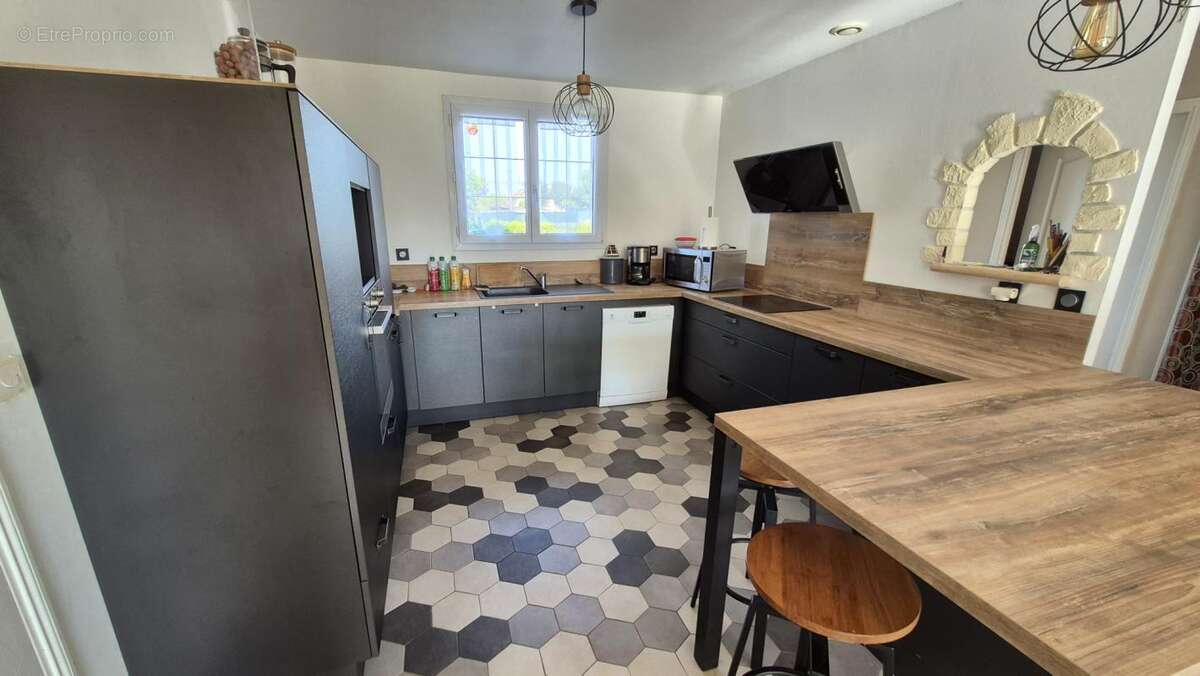 Maison à LA SUZE-SUR-SARTHE