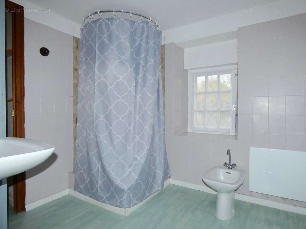 Photo 8 - Maison à QUIMPERLE