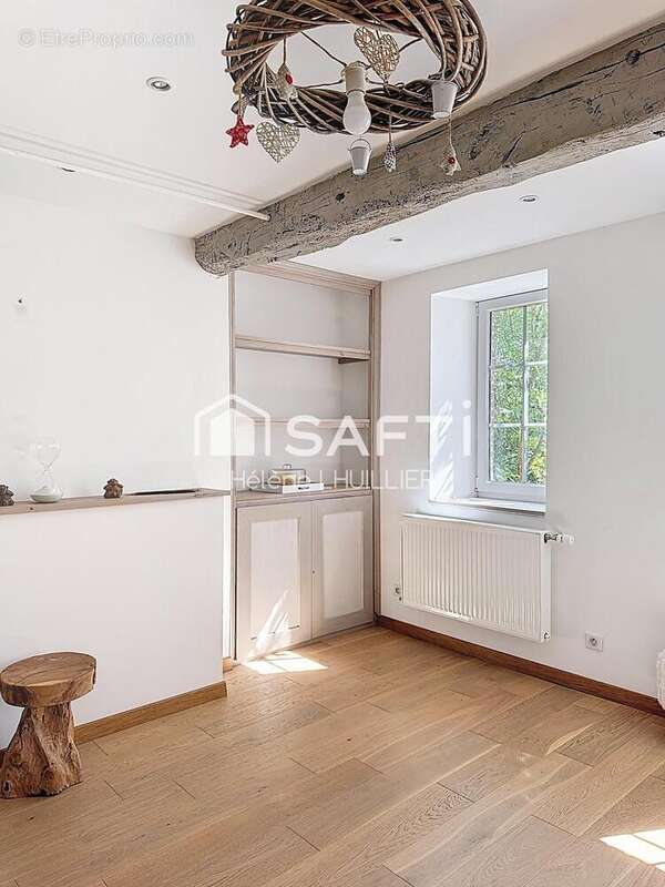 Maison 231 m² à Monblanc  - photo 3