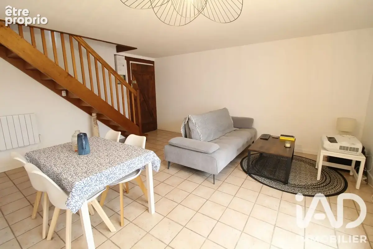 Photo 1 - Maison à MONTIGNY-LES-CORMEILLES