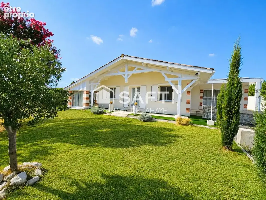 Photo 1 - Maison à CASTELNAU-DE-MEDOC