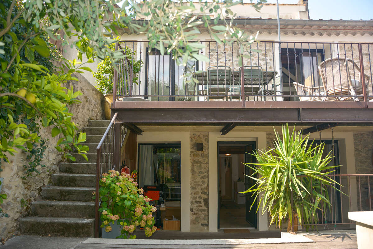 Pied Cité: maison de ville avec jardin et piscine - photo 25