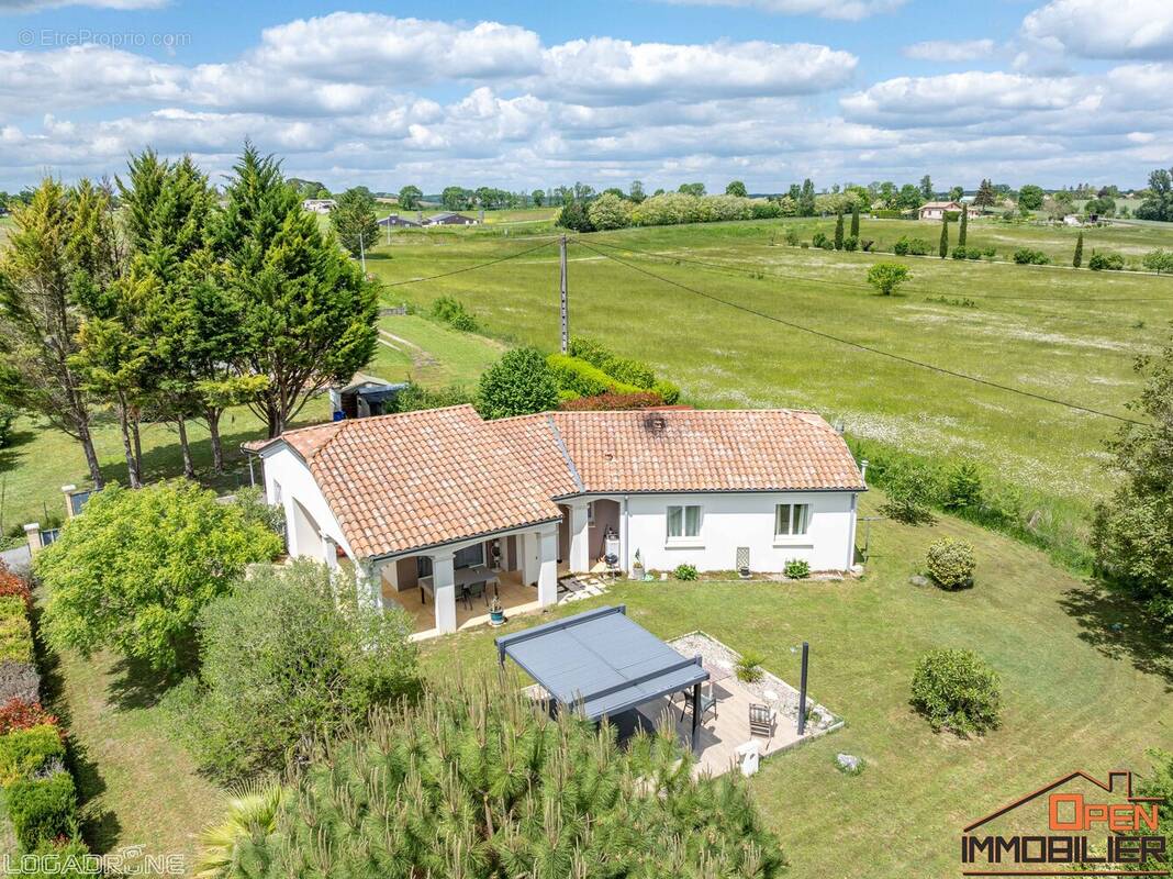 Maison à MONFLANQUIN