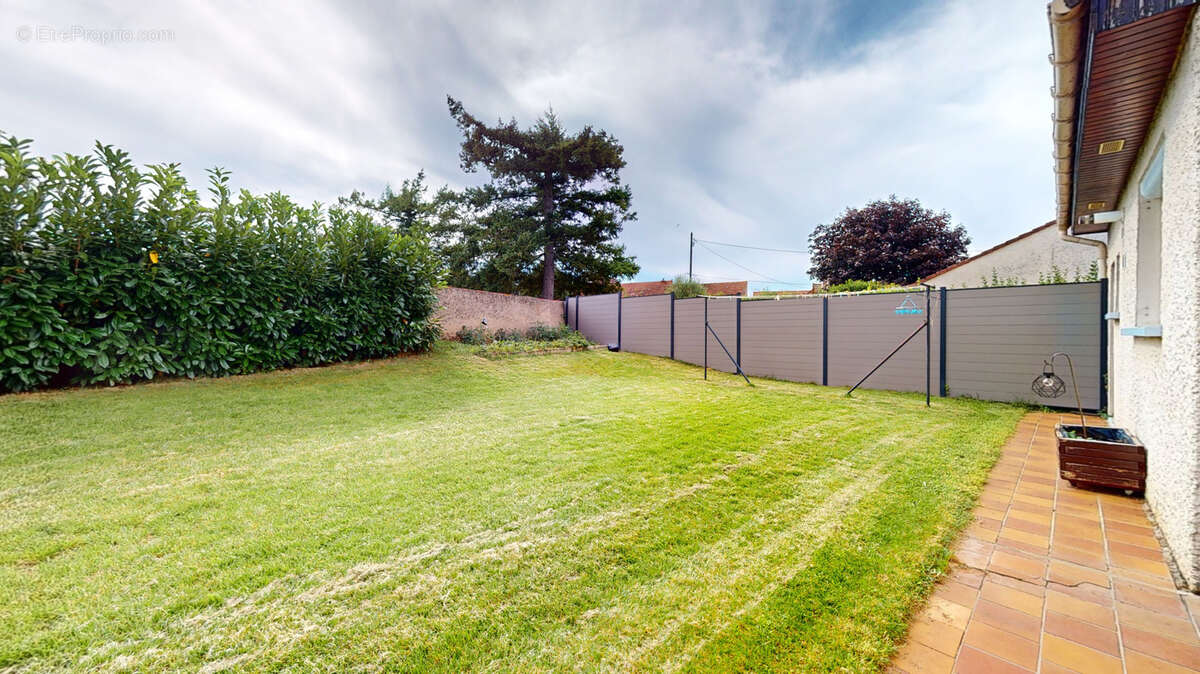 Jolie maison garage et jardin - photo 2