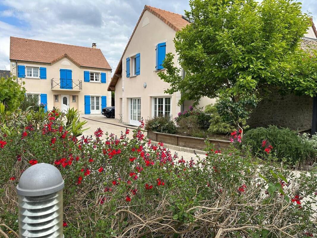 Maison à BALLAINVILLIERS