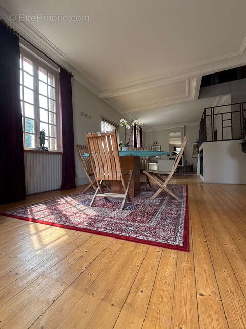 Maison à MONTLIGNON