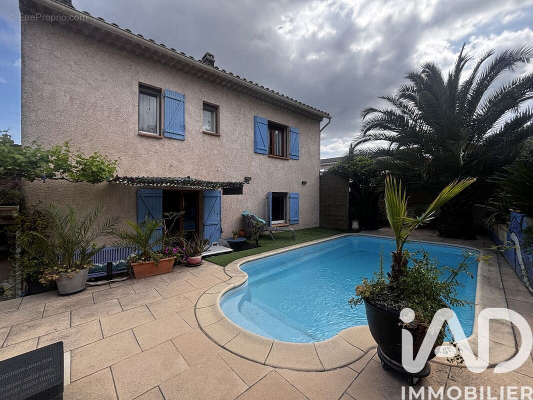 Photo 2 - Maison à LE CANNET-DES-MAURES