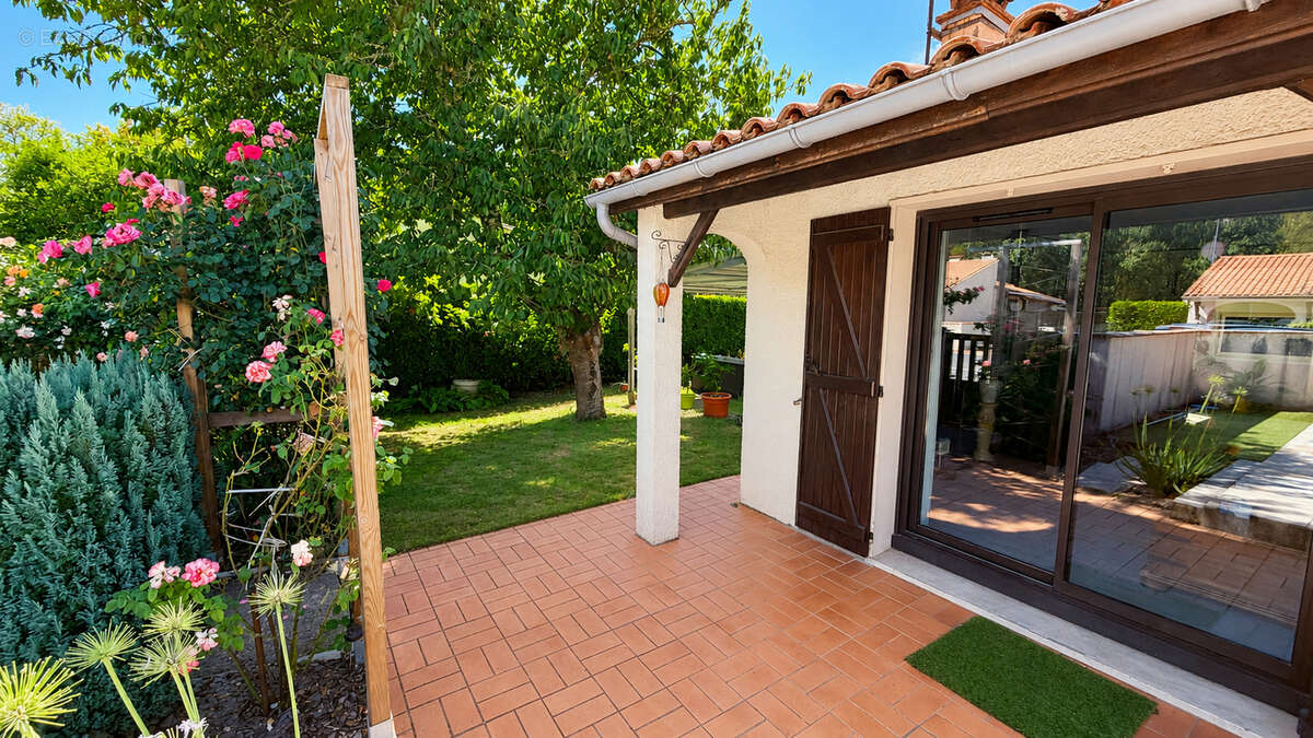 Maison 6 pièces à vendre à Martignas-sur-Jalle - 420 000 - photo 11