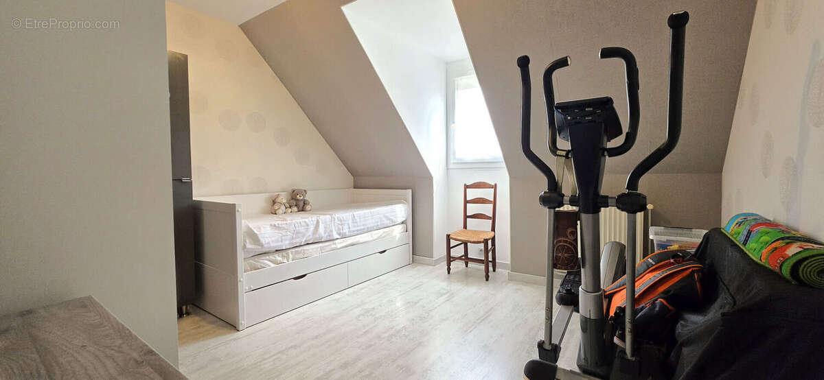 Maison à LACHELLE