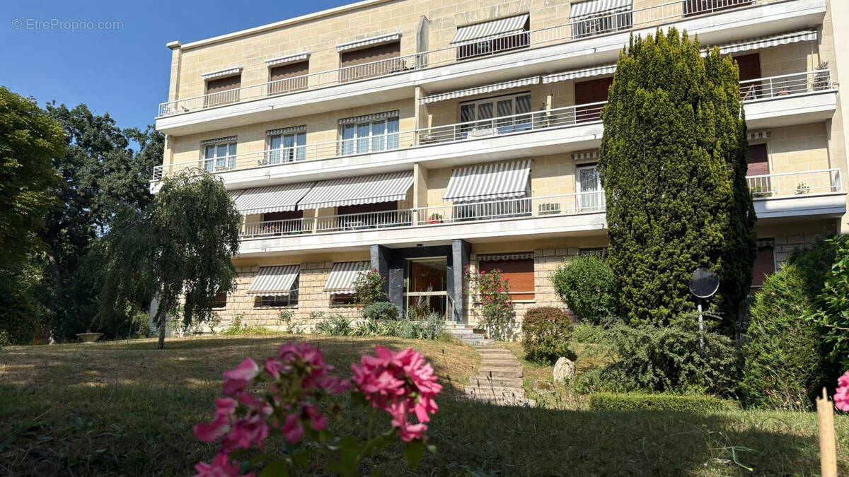 Appartement à MAISONS-LAFFITTE