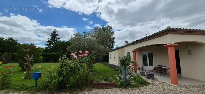 Maison à vendre 6 pièces SAINTE LIVRADE SUR LOT (47)Sainte-Livrade-sur-Lot – Belle propriété familiale sur 3 000 m² de terrain a - photo 21