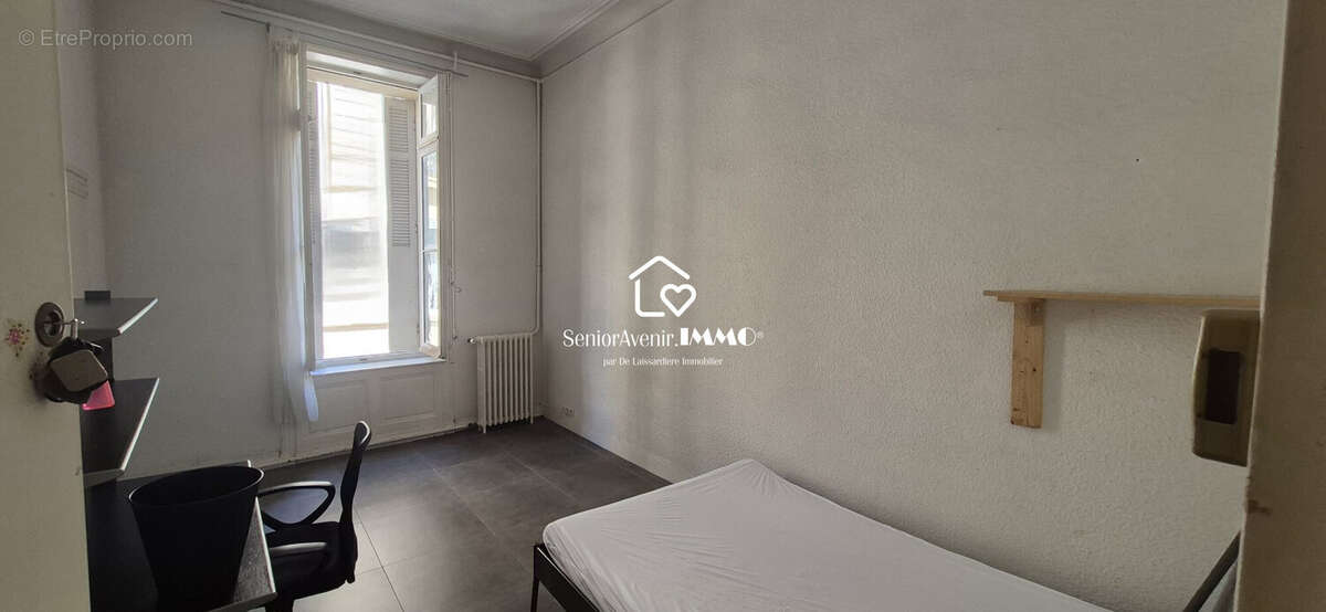 Appartement 235 m² à Marseille-1e  - photo 9