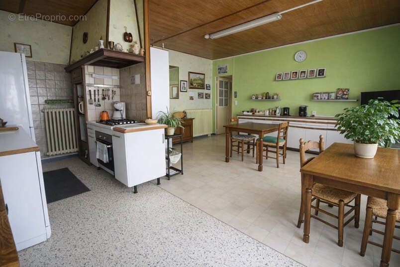 Maison à PONT-SAINTE-MAXENCE