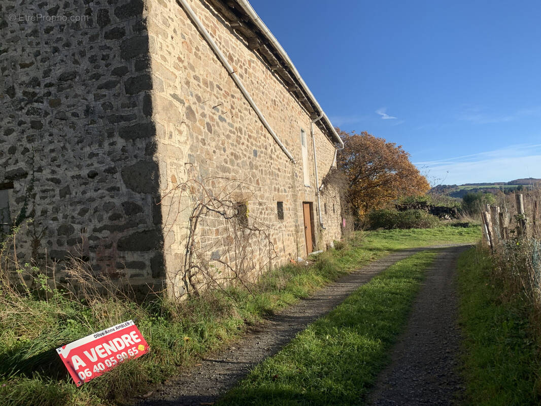 Maison à ORLIAC-DE-BAR