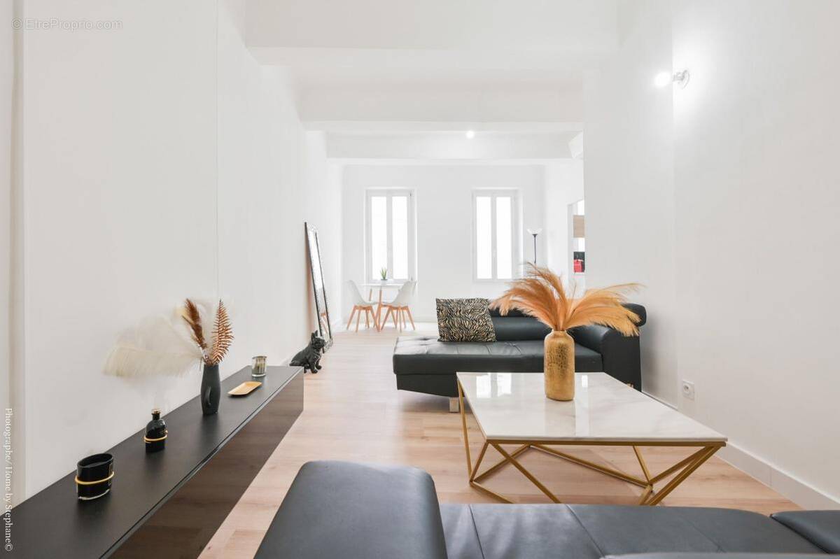 Appartement à SANARY-SUR-MER
