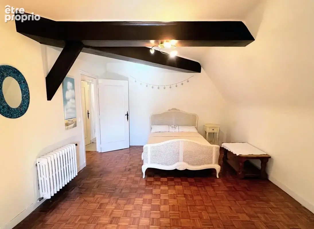 Belle propriété de 5 chambres avec piscine, jardin clos et arboré, à proximité de la Roque Gageac - photo 9