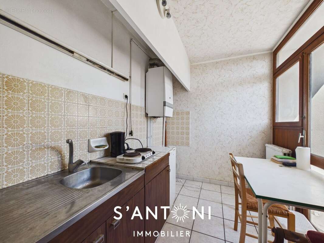 Appartement à BEZIERS