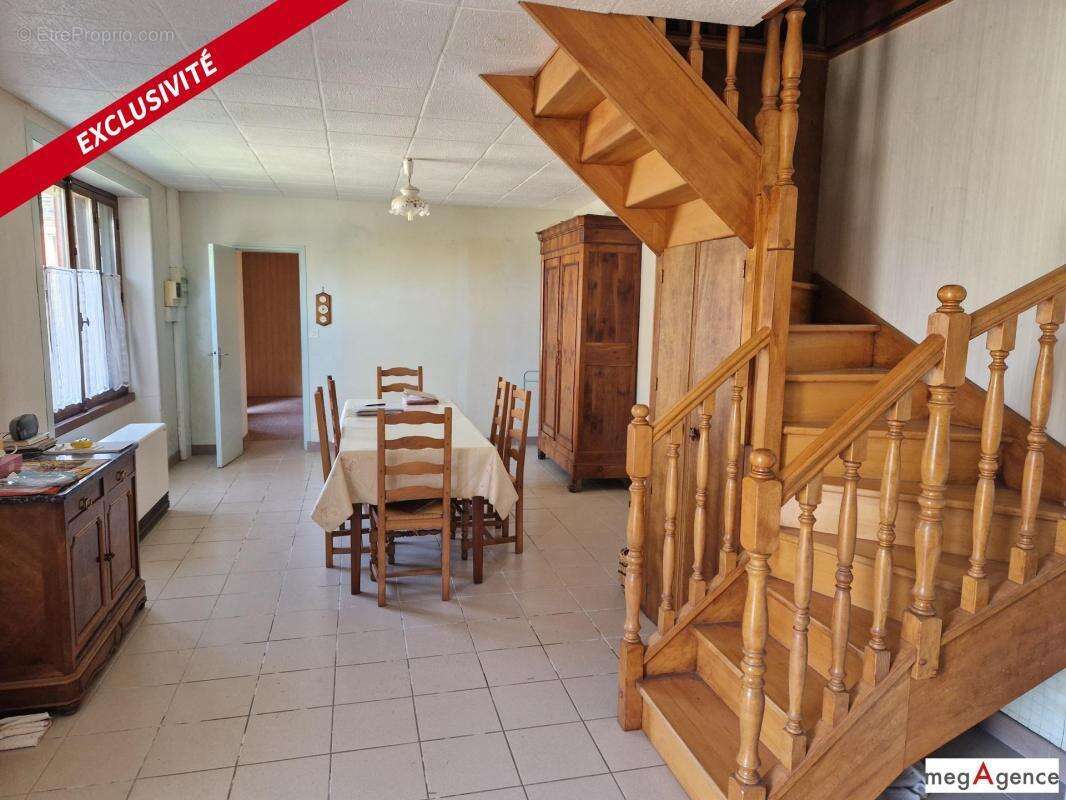 Maison à LA CHAPELLE-BOUEXIC