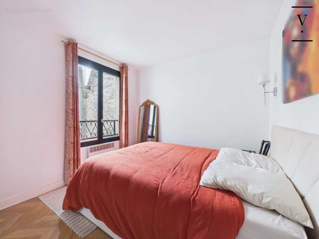Appartement à PARIS-6E