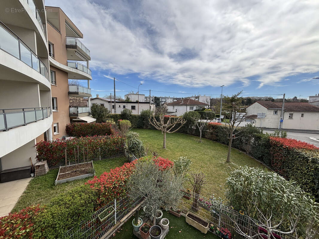 Appartement à BOURG-LES-VALENCE