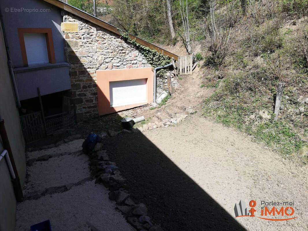 Appartement à THIZY
