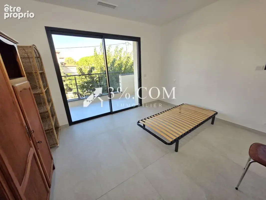 Grande villa neuve en plein centre-ville - photo 8