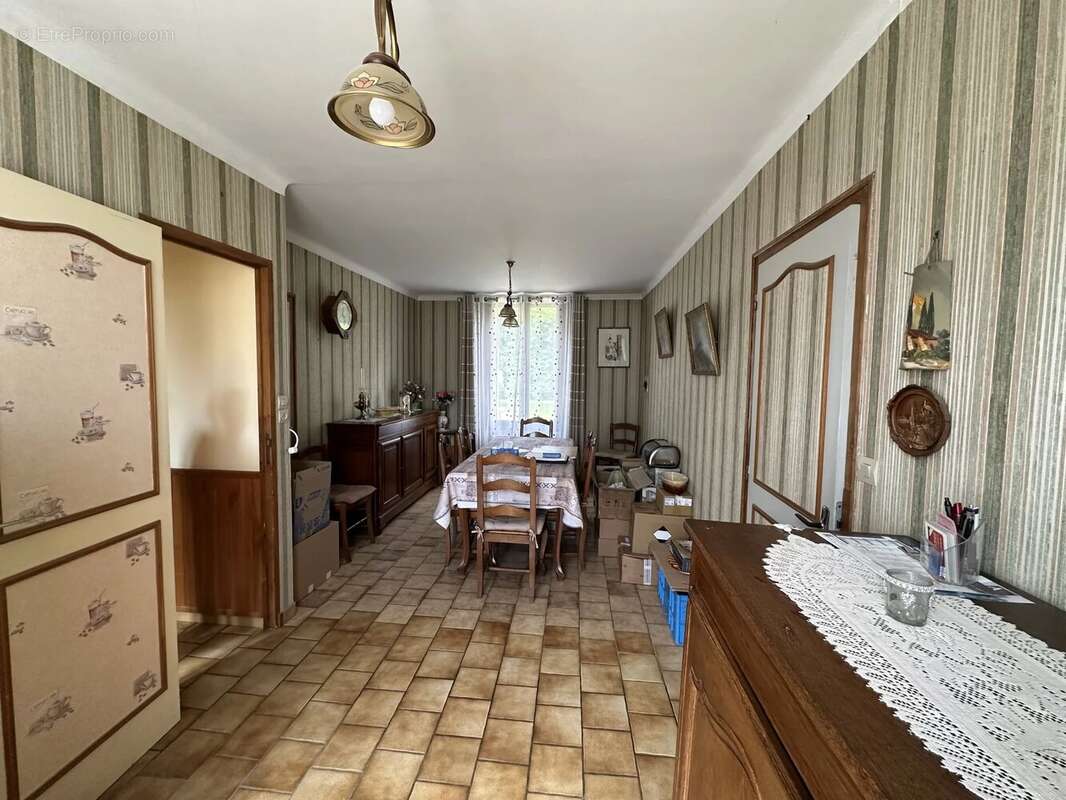 Maison à CHAMPHOL