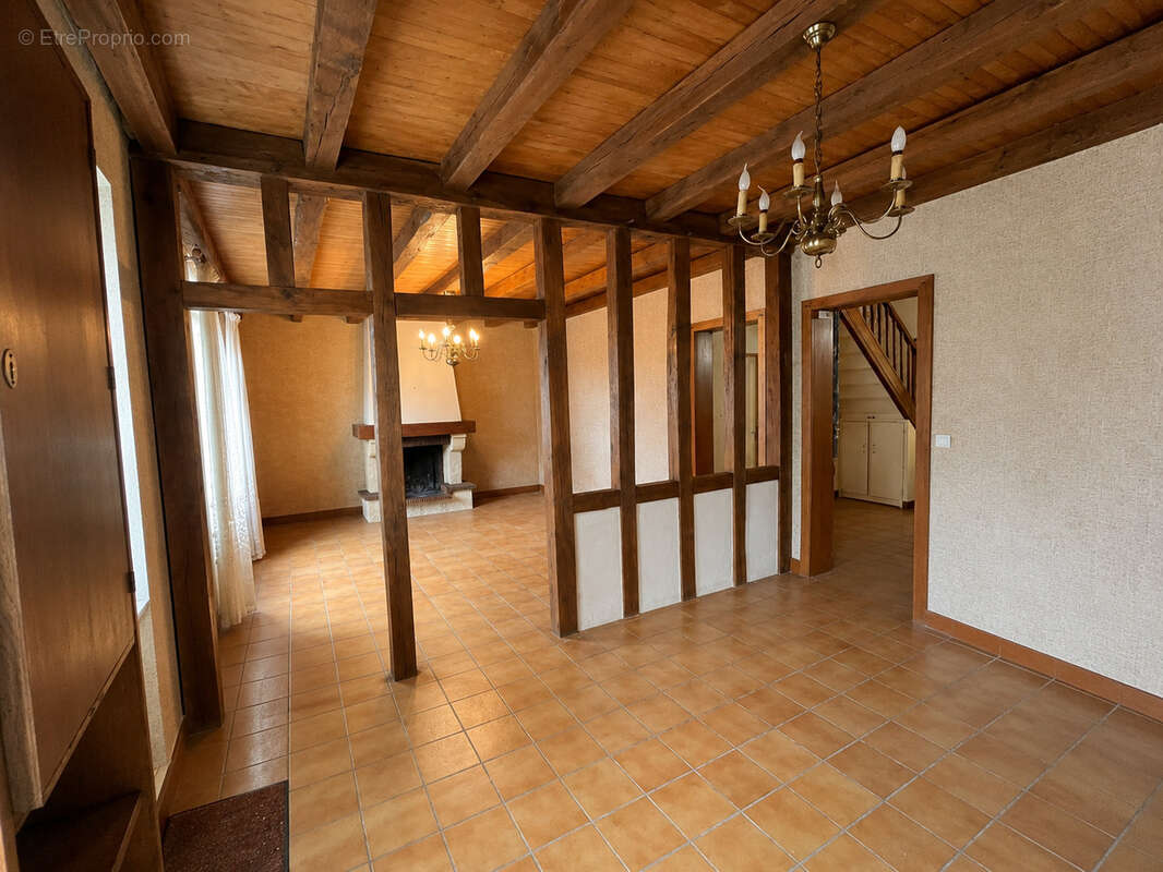 Maison à BOURLENS