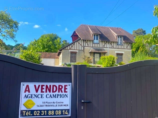 Maison à TROUVILLE-SUR-MER