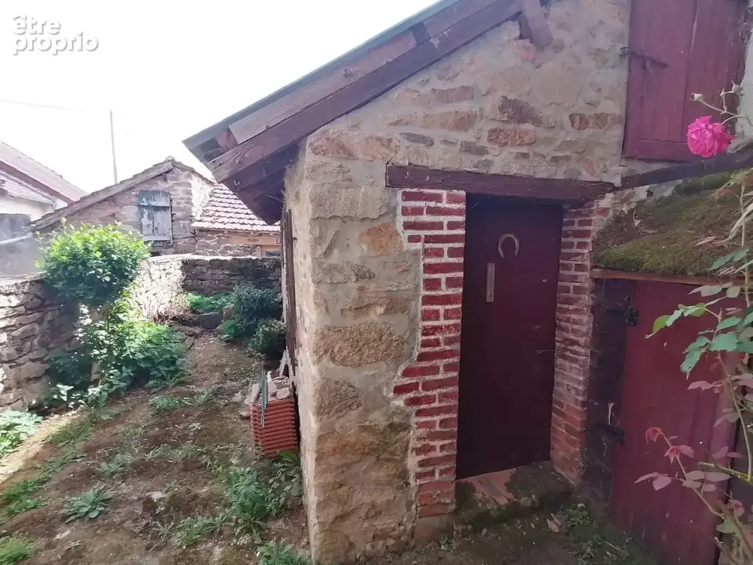 Maison 53 m² à Saint-Maurice-La-Souterraine  - photo 4