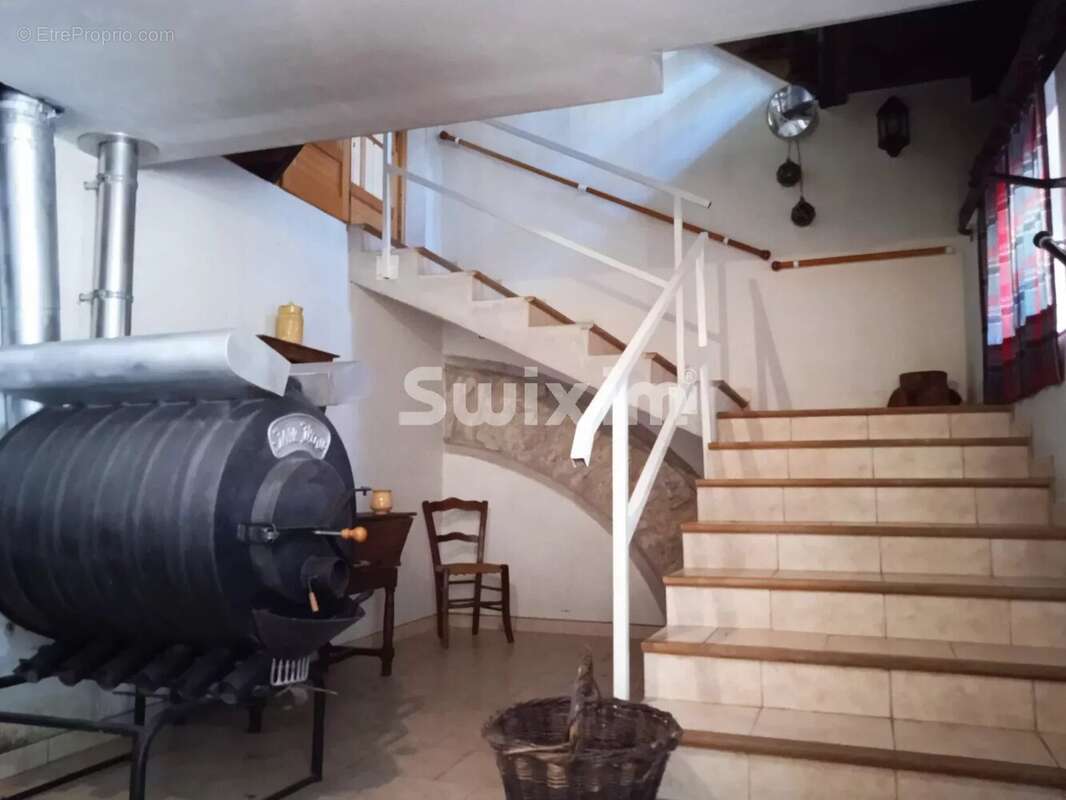 Maison à LAROQUE-D'OLMES