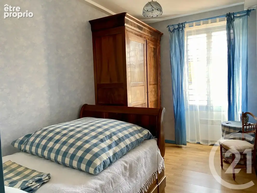 Maison 128 m² à Saint-Amand-En-Puisaye  - photo 7