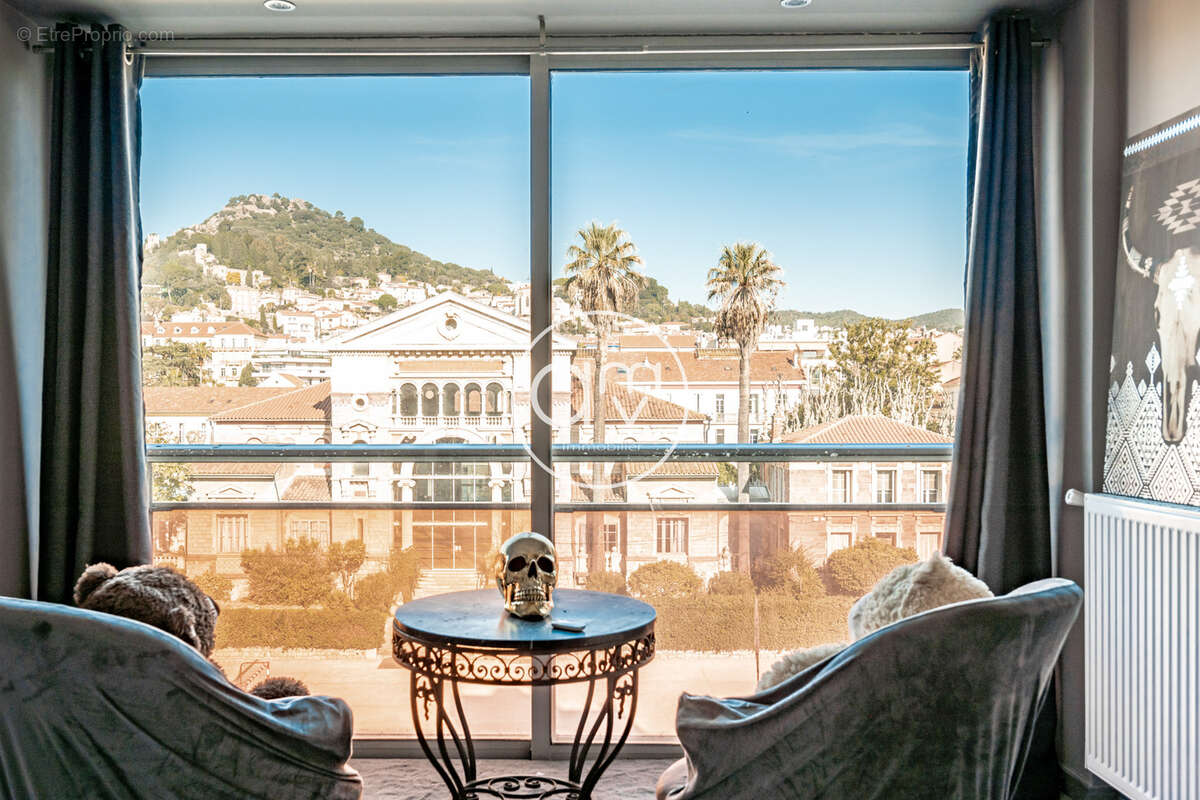 Appartement à HYERES