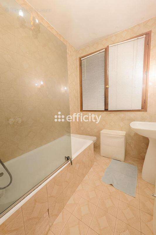 Maison à FONTANIL-CORNILLON