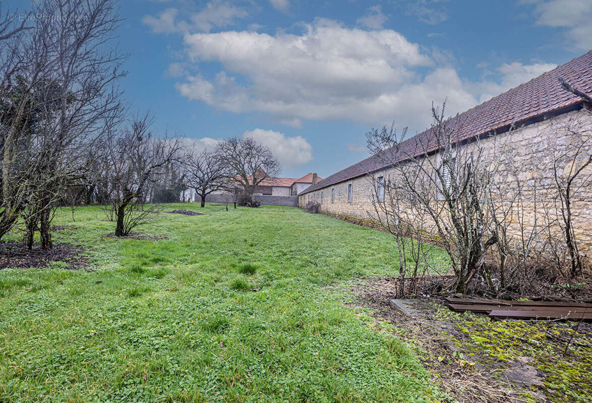 Maison à FORGES