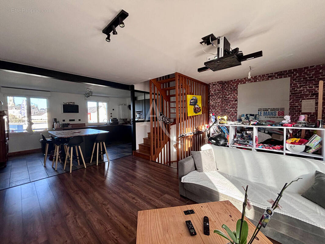 Maison à CHATEAU-GONTIER