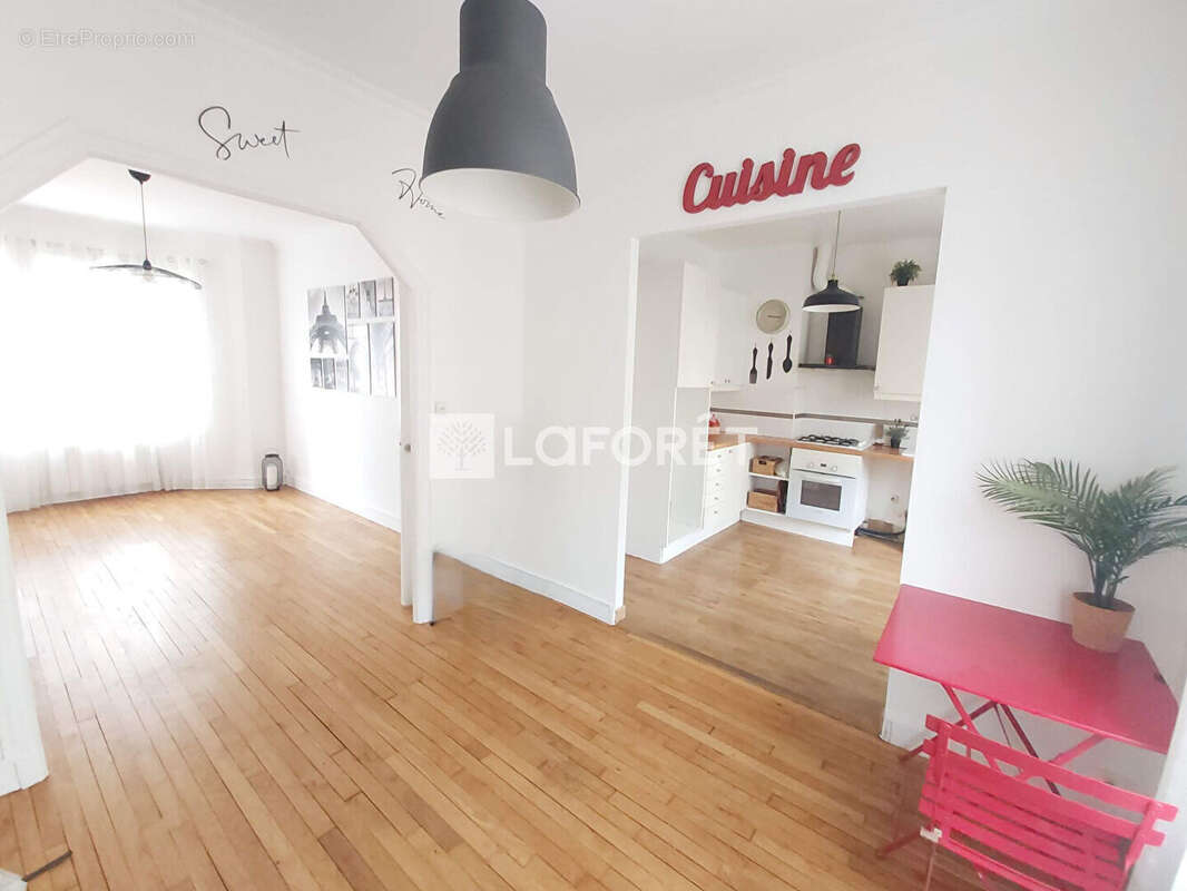 Maison à VILLEMOMBLE