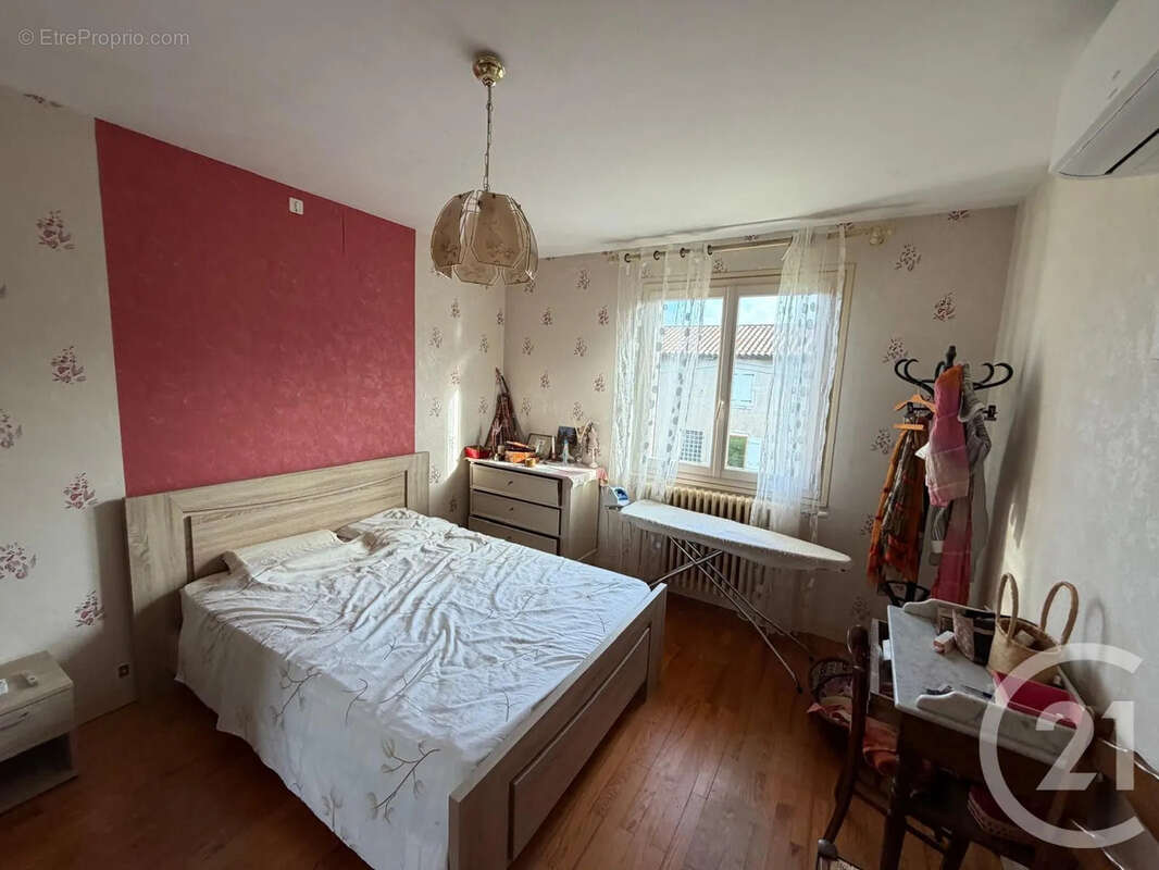 Maison à CHALEINS