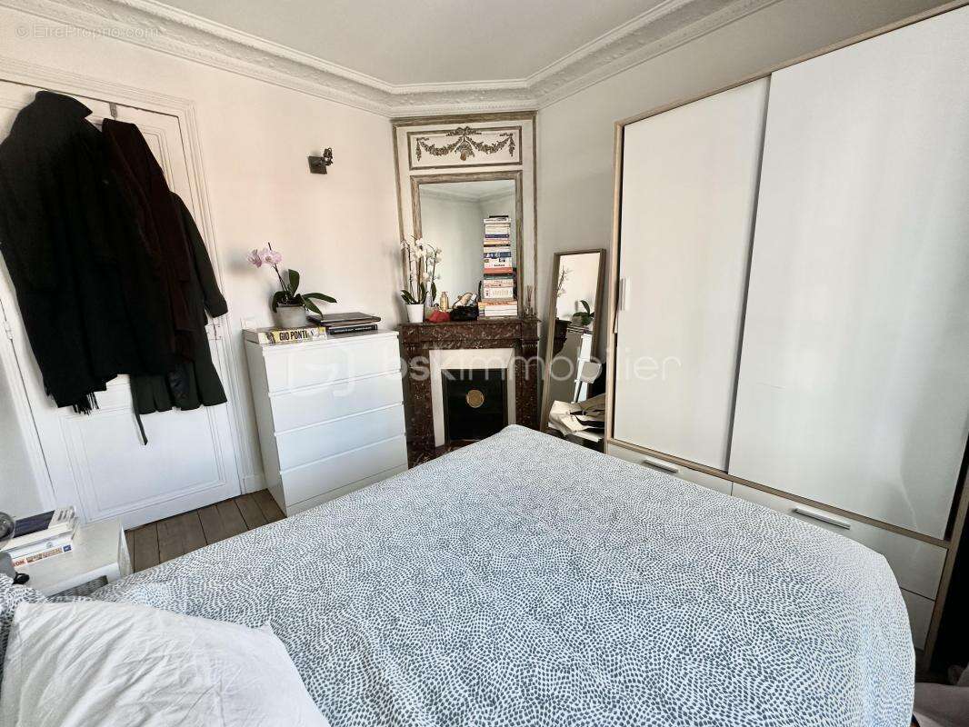 Appartement à PARIS-15E