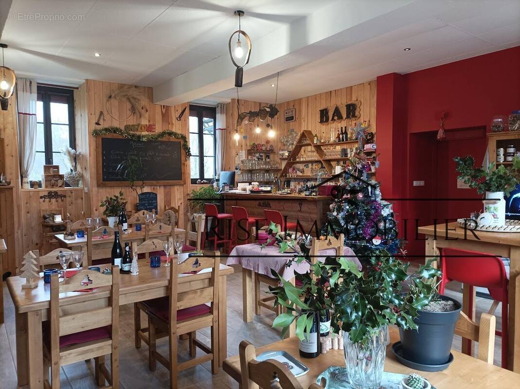 Commerce à ARTIGUES