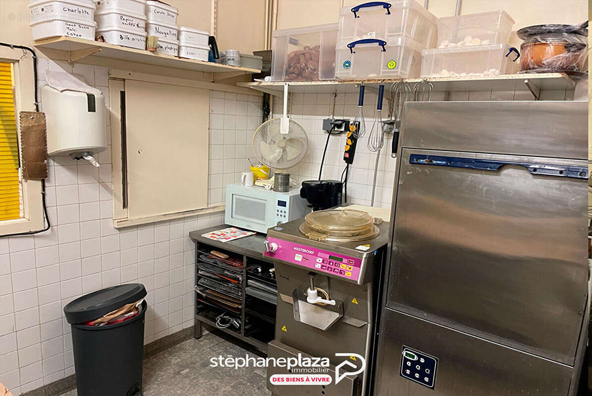 Commerce à DARNETAL