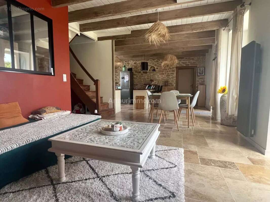 Maison à BONO