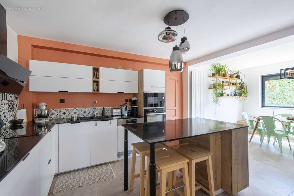 Maison 170 m² à Aix-En-Provence  - photo 7