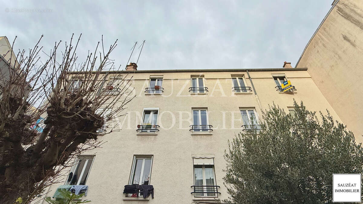 Appartement à MONTROUGE